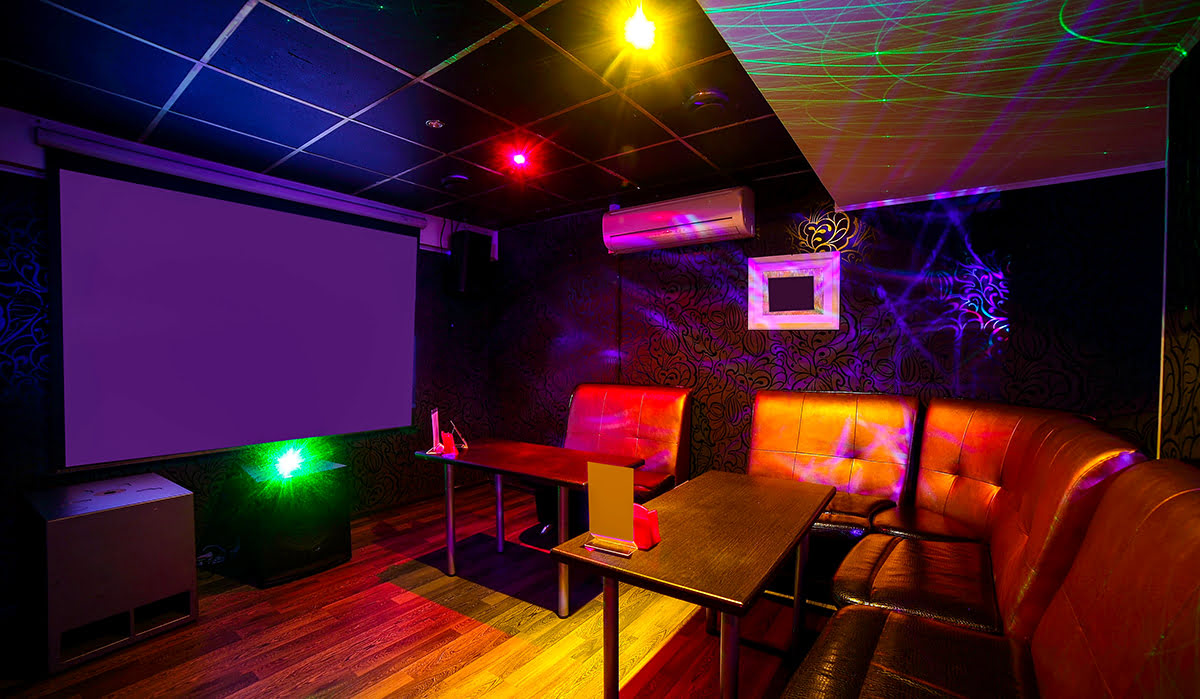 Solstice recommendet sevice karaoke room