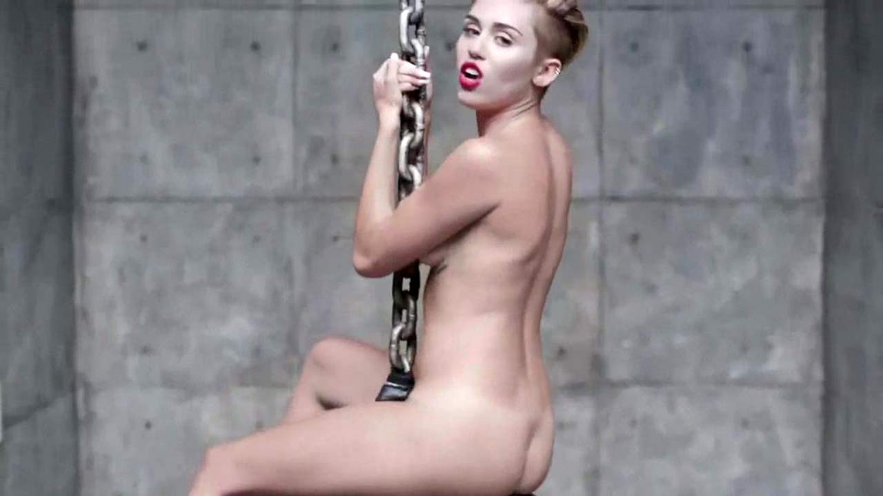best of Nude wrecking ball
