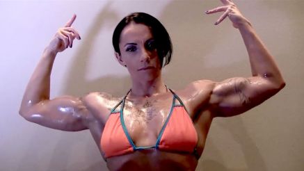 Tribune reccomend oiled muscle girl with