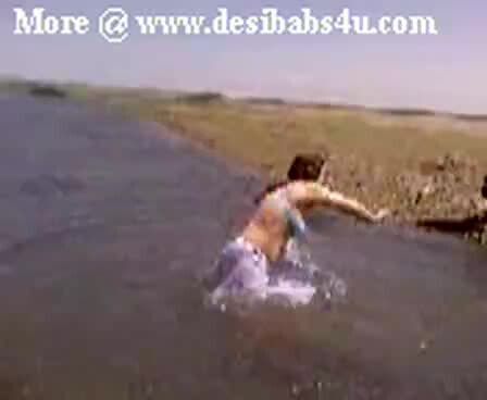 Sabertooth recomended sindhi nude pakistani river aunty karachi